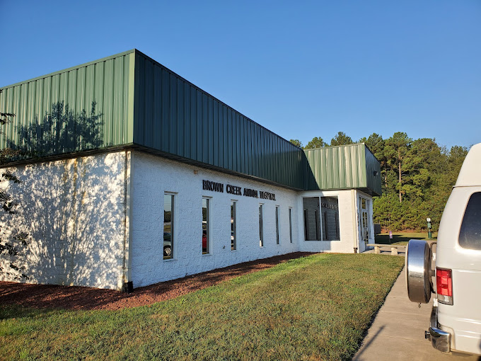 Brown Creek Animal Hospital building image